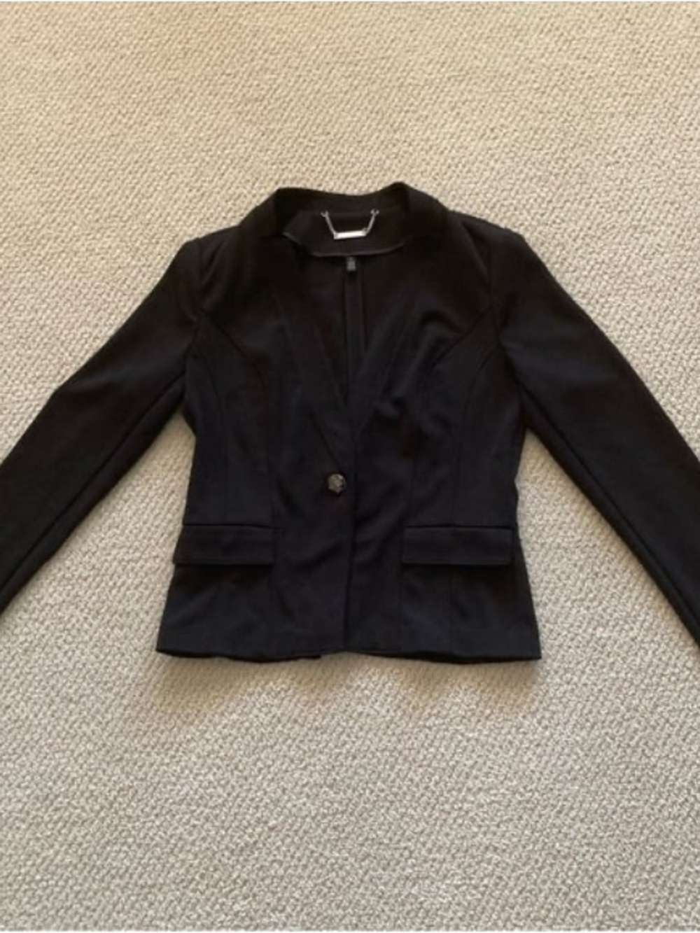 White House Black Market Black Blazer Size 6 Contour Seams Fitted Like New